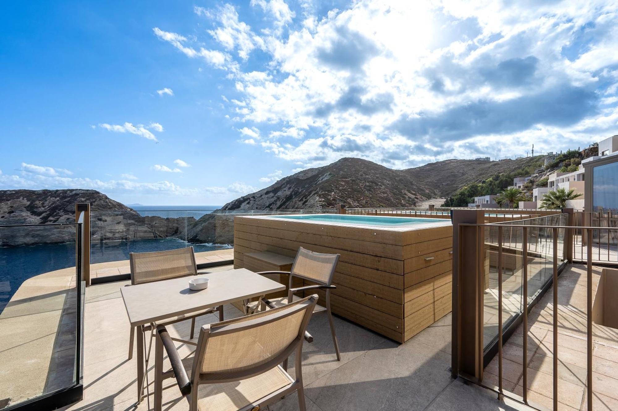 Junior Suite Private Pool Jacuzzi Sea View,1642965826:JPEG